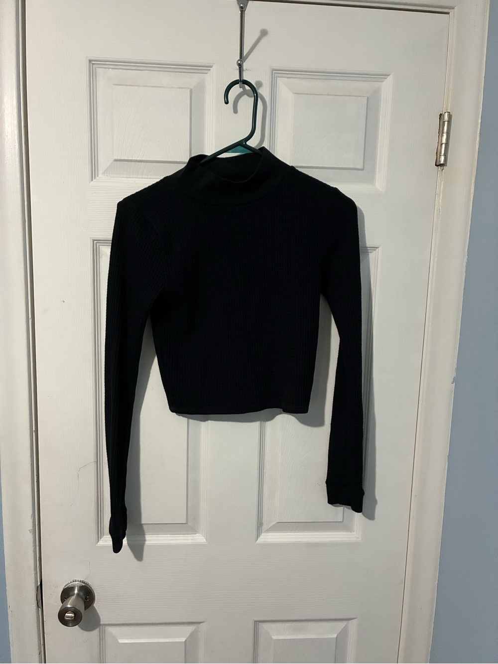 aerie Black Ribbed Mock Neck Long-Sleeve Crop Top